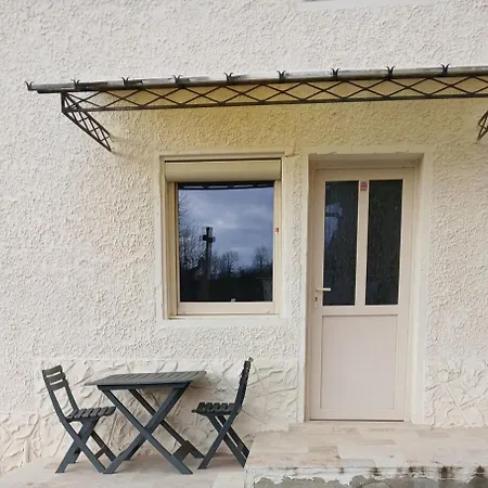 Habitación en casa particular D'hotes Annoisin-Chatelans